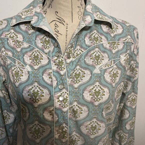 Walls Authentic Ranch Wear Women’s Western Shirt Medium Pearl Snap Cowgirl Ranch - Picture 3 of 8